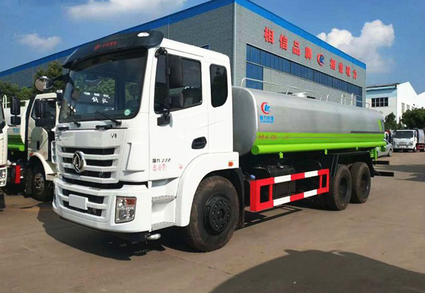 伊春凱力牌灑水車：實(shí)用而高效
