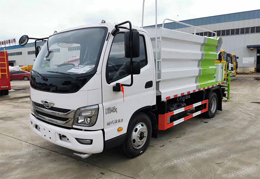 龍泉驛灑水車出租：選擇程力，保障您出行安全與穩(wěn)健！
