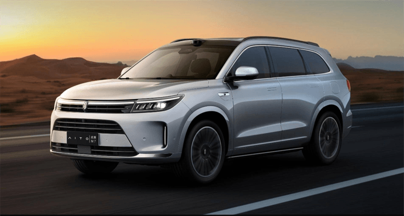 問界 M7 與特斯拉 Model 3 詳細(xì)對比，哪款更適合你？
